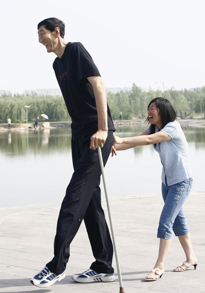 worlds-tallest-man